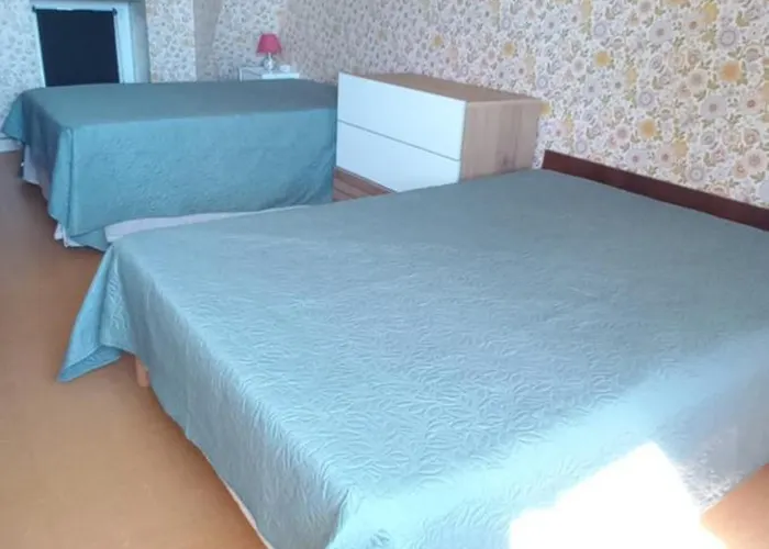 Maison 50 M De La à - 1800 M Du Centre Casa de Férias