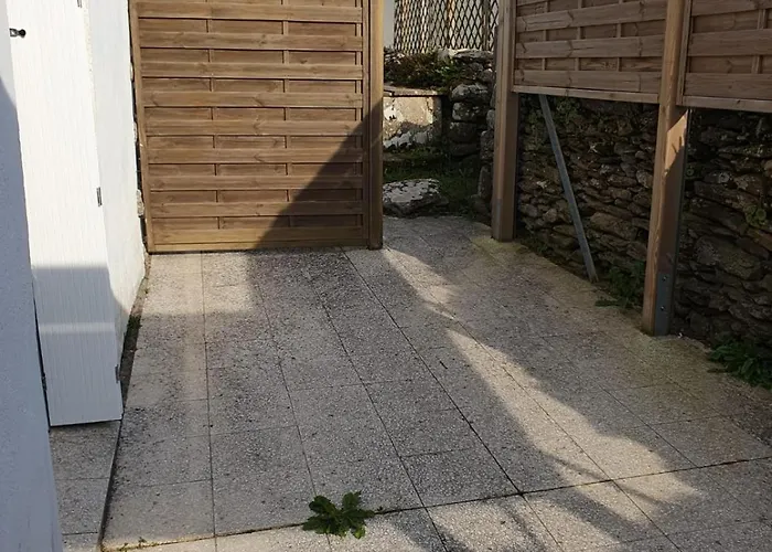 Maison 50 M De La à - 1800 M Du Centre Casa de Férias