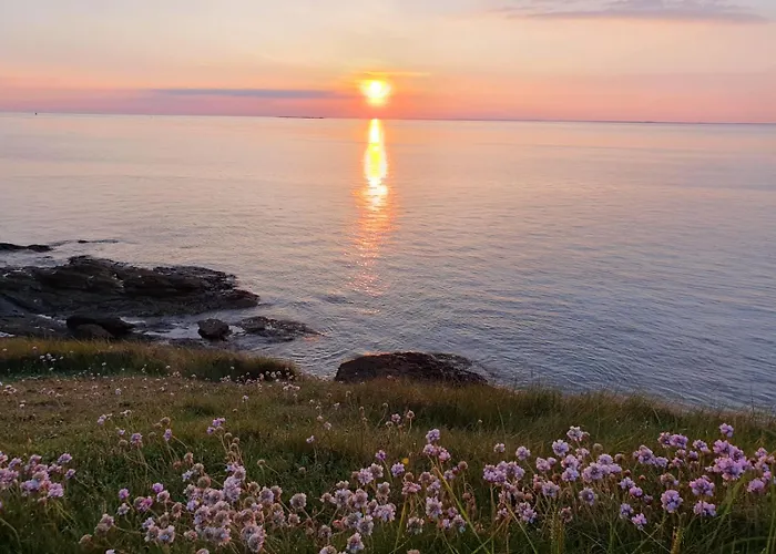 Maison 50 M De La à - 1800 M Du Centre Casa de Férias *